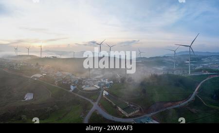 24. Mai 2024: Panoramablick auf die Stadt da Lat, Vietnam am frühen Morgen Stockfoto