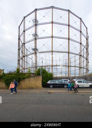 Ein Gasometer in Huddersfield Stockfoto