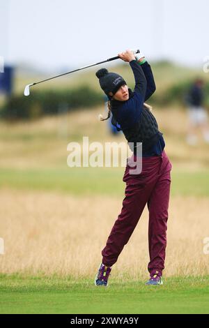August 2024; Old Course in St Andrews, St Andrews, Fife, Schottland; AIG Womens Open Golf, Übungstag 3; Nelly Korda aus den USA spielt auf dem 17. Loch des Old Courses, St Andrews Links während des Pro-am bei den AIG Women's Open Stockfoto