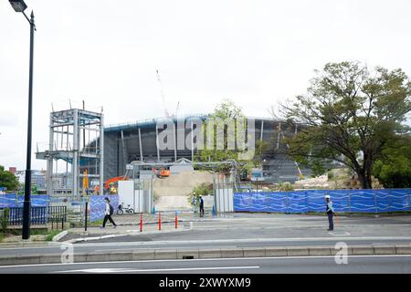 Edion Peace Wing Hiroshima im Bau, Hiroshima City, Hiroshima, Japan. Stockfoto