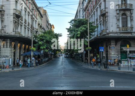 Athinas Avenue, Blick vom Omonia Square. Athen, Griechenland Stockfoto