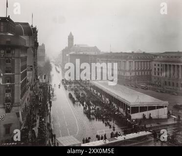 Die Einweihung von Präsident Franklin D. Roosevelt in Washington D.C., der entlang der marschlinie von 15th Street zur 7th und Pennsylvania Avenue verläuft. Januar 1937. Stockfoto