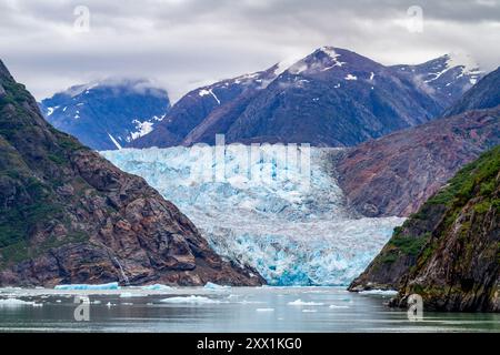 Malerische Ausblicke auf den südlichen Sawyer-Gletscher in der Tracy Arm-Fords Terror Wilderness Area im Südosten Alaskas, USA, Nordamerika Stockfoto