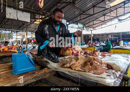 Fleisch zum Verkauf, Central Market, Goma, Demokratische Republik Kongo, Afrika Stockfoto