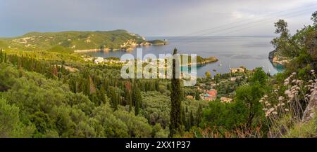 Blick auf die Küste von Tomateli, Korfu, Ionisches Meer, Griechenland, Europa, Korfu, Ionisches Meer, Griechische Inseln, Griechenland, Europa Stockfoto