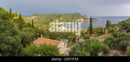 Blick auf die Küste von Tomateli, Korfu, Ionisches Meer, Griechenland, Europa, Korfu, Ionisches Meer, Griechische Inseln, Griechenland, Europa Stockfoto
