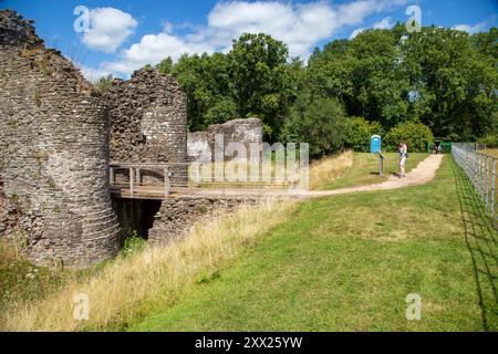 White Castle, oder Llantilio Castle, ist eine Burgruine in der Nähe des Dorfes Llantilio Crossenny in Monmouthshire, Südwales Stockfoto