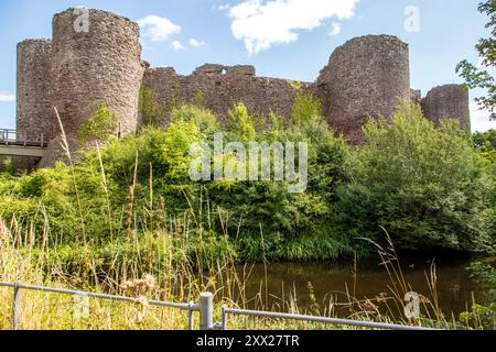 White Castle, oder Llantilio Castle, ist eine Burgruine in der Nähe des Dorfes Llantilio Crossenny in Monmouthshire, Südwales Stockfoto