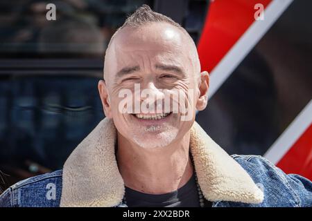 Eros Ramazzotti - italienischer Sänger, Musiker, Popstar, Balladen, Hits, Erfolg, Karriere, Musikindustrie, Italien, Weltbekannt, Alben, Singles, Tourneen, Auszeichnungen, Stimme, Songwriting, Komponist, Produzent, Fans, Live-Auftritte, Bühne, Archivfoto AUFNAHMEDATUM NICHT ANGEGEBEN Promi, VIP *** Eros Ramazzotti italienischer Sänger, Musiker, Popstar, Balladen, Hits, Erfolg, Karriere, Musikindustrie, Italien, weltberühmt, Alben, Singles, Touren, Auszeichnungen, Stimme, Songwriting, Komponist, Produzent, Fans, Live-Auftritte, Bühne, DATUM DER AUFZEICHNUNG DES ARCHIVS NICHT ANGEGEBEN Prominente, VIP Copyright: xJoeranxSteinsiekx Stockfoto