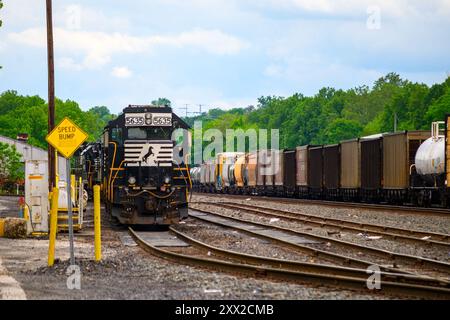 NS-Güterzüge waren an der Philadelphia AEA beteiligt Stockfoto