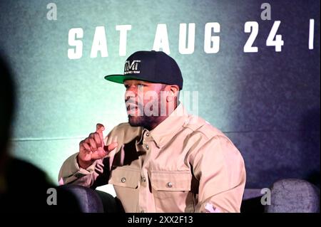 Mexiko-Stadt, Ciudad de Mexico, Mexiko. August 2024. Boxer Floyd Mayweather Jr. sprach während einer Pressekonferenz vor dem Kampf gegen John Gotti III. Floyd Mayweather Jr. (Kreditbild: © Carlos Tischler/OKULARBOGEN via ZUMA Press Wire) NUR REDAKTIONELLE VERWENDUNG! Nicht für kommerzielle ZWECKE! Stockfoto