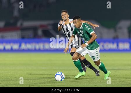 Campinas, Brasilien. August 2024. SP - CAMPINAS - 08/21/2024 - BRASILIANISCHER B 2024, GUARANI x SANTOS - Airton-Spieler von Guarani während des Spiels gegen Santos im Brinco de Ouro Stadion für die brasilianische B-Meisterschaft 2024. Foto: Diogo Reis/AGIF (Foto: Diogo Reis/AGIF/SIPA USA) Credit: SIPA USA/Alamy Live News Stockfoto