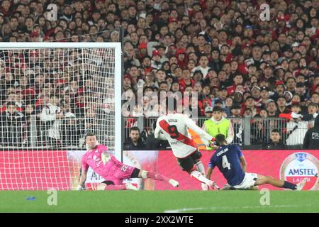 Argentinien. August 2024. Buenos Aires, 21.08.2024: Of feiert sein Tor während des Spiels um die 16. Runde des Libertadores Cup im Mas Monumental Stadium ( Credit: Néstor J. Beremblum/Alamy Live News) Stockfoto