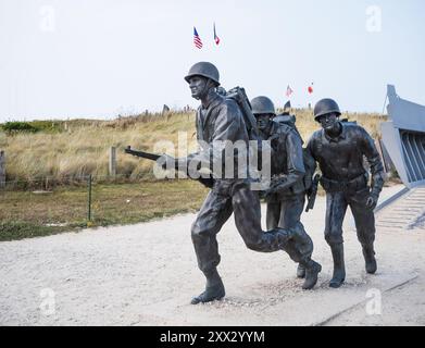 Utah Beach, Frankreich: 19. August 2024: Statue der US-Soldaten in Erinnerung an die Schlacht in der Normandie während des Zweiten Weltkriegs Stockfoto