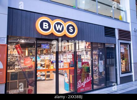 Australisches Spirituosengeschäft, BWS (Bier Weine und Spirituosen) Flaschengeschäft in Chatswood, North Sydney, NSW, Australien Stockfoto