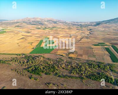 Luftaufnahme der Felder rund um den Karatas-See in Burdur, Türkei Stockfoto