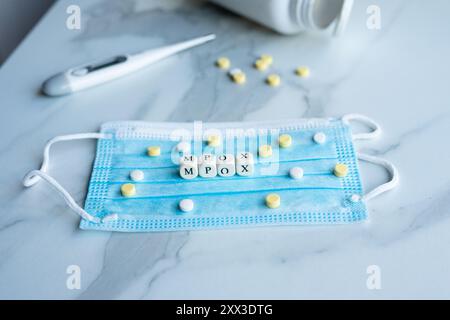 Medikamente gegen Affenpocken. Mpox-Konzept Stockfoto