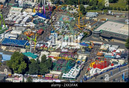 Luftbild, Cranger Kirmes, Volksfest mit Fahrgeschäften und Gastronomie, Riesenrad, Unser Fritz, Herne, Ruhrgebiet, Nordrhein-Westfalen, Deutschland ACHTUNGxMINDESTHONORARx60xEURO *** Luftblick, Cranger Kirmes, Jahrmarkt mit Fahrgeschäften und Gastronomie, Riesenrad, Unser Fritz, Herne, Ruhrgebiet, Nordrhein-Westfalen, Deutschland ACHTUNGxMINDESTHONORARx60xEURO Stockfoto