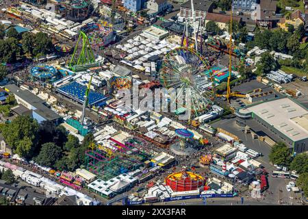 Luftbild, Cranger Kirmes, Volksfest mit Fahrgeschäften und Gastronomie, Riesenrad, Unser Fritz, Herne, Ruhrgebiet, Nordrhein-Westfalen, Deutschland ACHTUNGxMINDESTHONORARx60xEURO *** Luftblick, Cranger Kirmes, Jahrmarkt mit Fahrgeschäften und Gastronomie, Riesenrad, Unser Fritz, Herne, Ruhrgebiet, Nordrhein-Westfalen, Deutschland ACHTUNGxMINDESTHONORARx60xEURO Stockfoto