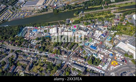 Luftbild, Cranger Kirmes, Volksfest mit Fahrgeschäften und Gastronomie, Riesenrad, Unser Fritz, Herne, Ruhrgebiet, Nordrhein-Westfalen, Deutschland ACHTUNGxMINDESTHONORARx60xEURO *** Luftblick, Cranger Kirmes, Jahrmarkt mit Fahrgeschäften und Gastronomie, Riesenrad, Unser Fritz, Herne, Ruhrgebiet, Nordrhein-Westfalen, Deutschland ACHTUNGxMINDESTHONORARx60xEURO Stockfoto