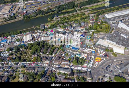 Luftbild, Cranger Kirmes, Volksfest mit Fahrgeschäften und Gastronomie, Riesenrad, Unser Fritz, Herne, Ruhrgebiet, Nordrhein-Westfalen, Deutschland ACHTUNGxMINDESTHONORARx60xEURO *** Luftblick, Cranger Kirmes, Jahrmarkt mit Fahrgeschäften und Gastronomie, Riesenrad, Unser Fritz, Herne, Ruhrgebiet, Nordrhein-Westfalen, Deutschland ACHTUNGxMINDESTHONORARx60xEURO Stockfoto