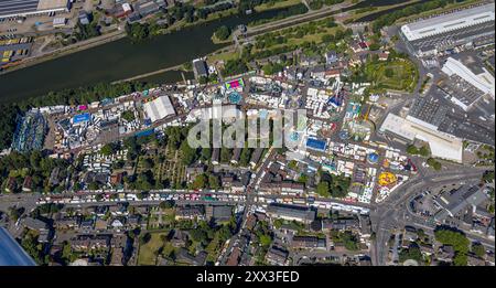 Luftbild, Cranger Kirmes, Volksfest mit Fahrgeschäften und Gastronomie, Riesenrad, Unser Fritz, Herne, Ruhrgebiet, Nordrhein-Westfalen, Deutschland ACHTUNGxMINDESTHONORARx60xEURO *** Luftblick, Cranger Kirmes, Jahrmarkt mit Fahrgeschäften und Gastronomie, Riesenrad, Unser Fritz, Herne, Ruhrgebiet, Nordrhein-Westfalen, Deutschland ACHTUNGxMINDESTHONORARx60xEURO Stockfoto