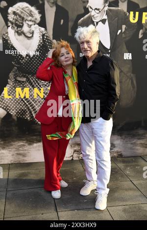 Juergen Prochnow mit Ehefrau Verena Wengler beim Eröffnungsempfang zu den UFA Filmnächten 2024 am 21.08.2024 in Berlin *** Juergen Prochnow mit seiner Frau Verena Wengler beim Eröffnungsempfang der UFA Filmnächte 2024 am 21. August 2024 in Berlin Stockfoto