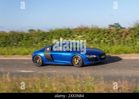 2009 Blue Audi R8 Quattro FSI V10 Quattro Car Coupé Benzinmotor 5204 ccm; Auto in Bolton, Großbritannien Stockfoto