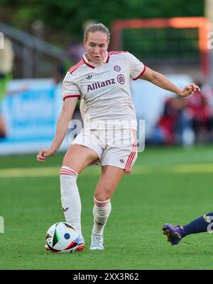 Sydney LOHMANN, FCB Damen 12 beim Frauenfußballspiel FC BAYERN München – JUVENTUS TURIN 0-0 am 20. August 2024 in München. Saison 2024/2025, 1.Bundesliga, FCB, München, Google Pixel, Frauen Bundesliga Spieltag x, x.. Spieltag-Fotograf: ddp-Bilder / Sternbilder Stockfoto