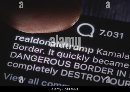 Berlin, Deutschland. August 2024. Der Instagram-Account des ehemaligen US-Präsidenten Donald Trump ist auf einem Smartphone zu sehen. Berlin, 22. August 2024. Quelle: dpa/Alamy Live News Stockfoto