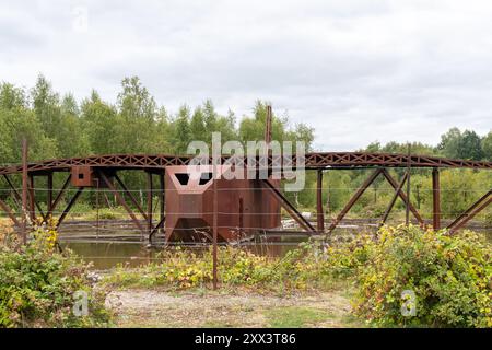 Replica C-130 wurde 1986 auf Greenham Common installiert, als es ein Luftwaffenstützpunkt für Feuerwehrübungen war, Berkshire, England, Großbritannien Stockfoto