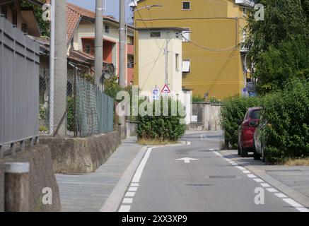 Haus in der Via Castagnete, wo ein möglicher Zeuge am Abend und zur Zeit des Verbrechens auf einer Terrasse neben der Straße des Mordes gesehen wurde. Stockfoto