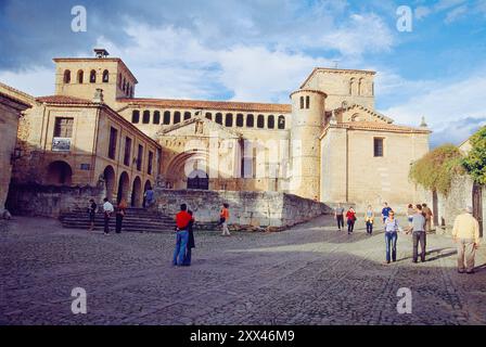 Stiftskirche Santa Juliana. Santillana del Mar, Kantabrien, Spanien. Stockfoto