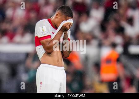 LEVERKUSEN, DEUTSCHLAND - 17. AUGUST: Enzo Millot vom VfB Stuttgart sieht niedergeschlagen aus, nachdem er im DFL Supercup 2024 das zweite Tor seiner Mannschaft gekonnt hatte Stockfoto