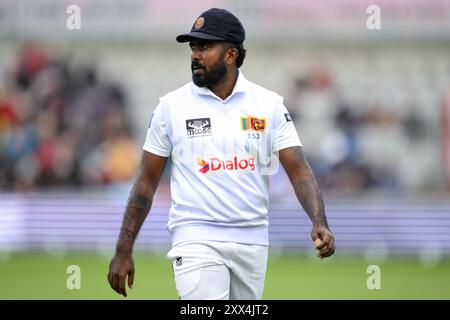 Manchester, Großbritannien. August 2024. Asitha Fernando aus Sri Lanka während des 1. Rothesay Test Match Day 2 in Old Trafford, Manchester, Vereinigtes Königreich, 22. August 2024 (Foto: Craig Thomas/News Images) in Manchester, Vereinigtes Königreich am 22. August 2024. (Foto: Craig Thomas/News Images/SIPA USA) Credit: SIPA USA/Alamy Live News Stockfoto