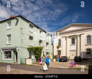 UK England, Dorset, Bridport, South Street, Arts Centre in der ehemaligen Kapelle Stockfoto