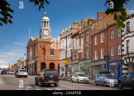 Großbritannien England, Dorset, Bridport, Town Hall an der West Street und South Street Junction Stockfoto