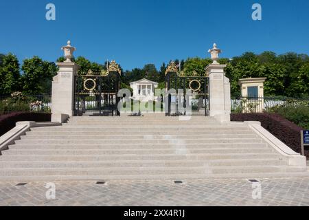 Eingangstor zum Amerikanischen Friedhof Suresnes, Cimetière américain de Suresnes, Mont Valerien, Paris, Frankreich, Stockfoto