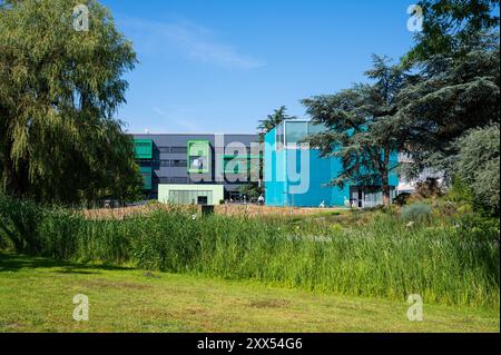 Hamburg, 19. Juli 2024 - Gebäude der Botanik-Abteilung der Universität im Loki Schmidt Garten Stockfoto