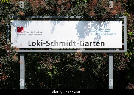 Hamburg, 19. Juli 2024 - Zeichen des Loki Schmidt Gartens der Botanischen Abteilung der Universität Stockfoto