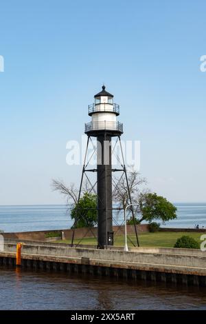 Duluth South Inner Light in der Nachmittagssonne. Duluth, Minnesota, USA Stockfoto