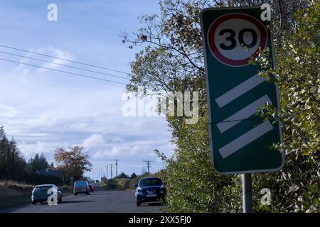 Geschwindigkeit 30 km/h in Schottland Stockfoto