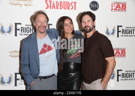 Caitlin McHugh Stamos, David Shackelford und Mike Capes nehmen an der Premiere von Invisible Raptor am ersten Tag des FrightFest Teil. FrightFest ist das erste Fantasy- und Horrorfilmfestival Großbritanniens. Quelle: John Davies/Alamy Live News Stockfoto