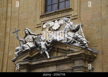 Florenz, Italien. September 2023. Piazza della Signoria in Florenz mit seinen berühmten Skulpturen. Eines der Wahrzeichen von Florenz Stockfoto