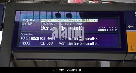 Europa, Deutschland, Bayer, München, Hauptbahnhof, Zugankunftshalle, Nahverkehr und Fernverkehr, Europa Stockfoto