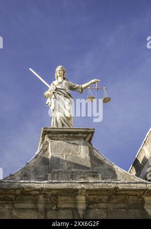 Statue der Justizdame auf dem Dublin Castle in Dublin Stockfoto