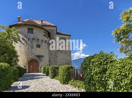 Schloss in Schenna bei Meran, Südtirol Stockfoto