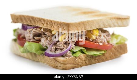 Frischen Thunfisch Sandwich (auf Weiß isoliert) Stockfoto