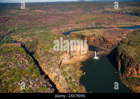 Die Mitchell Falls und Big Mertens Falls, Kimberleys, Western Australia, aus der Vogelperspektive Stockfoto