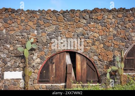 Alte Bausteinmauer, Ecuador. Stockfoto